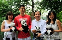 林书豪与“思一”的“第一次亲密接触”