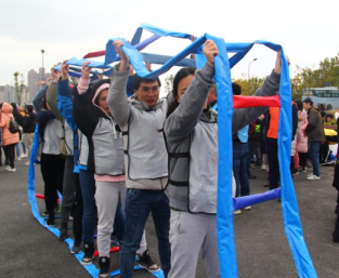 我会支部参加白莲池街道区域党建活动--冬季趣味运动会