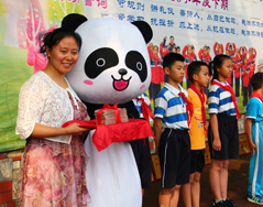 关爱“源源” 保护环境——记三原附小捐赠仪式